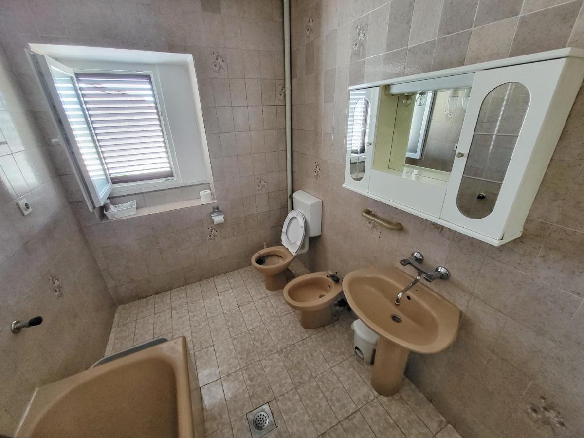 Apartment Maria Любач Екстер'єр фото